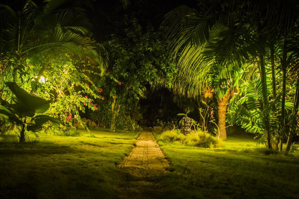 Rhipidura Bungalows By Phocea เปมูเตรัน ภายนอก รูปภาพ